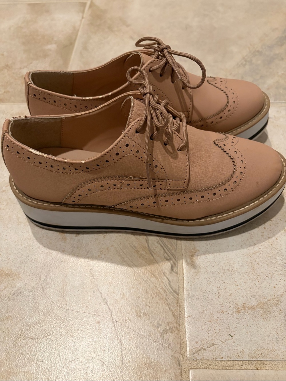 Women's Lace-Up Wingtip Platform Oxfords in Blush Dorothy Gaynor 7